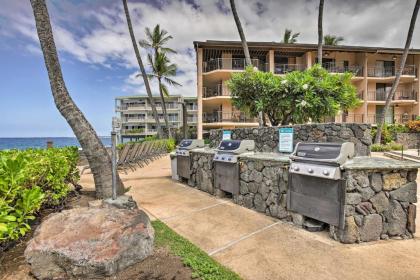 Oceanfront Condo Complex in Kailua-Kona with 2 Lanais - image 16