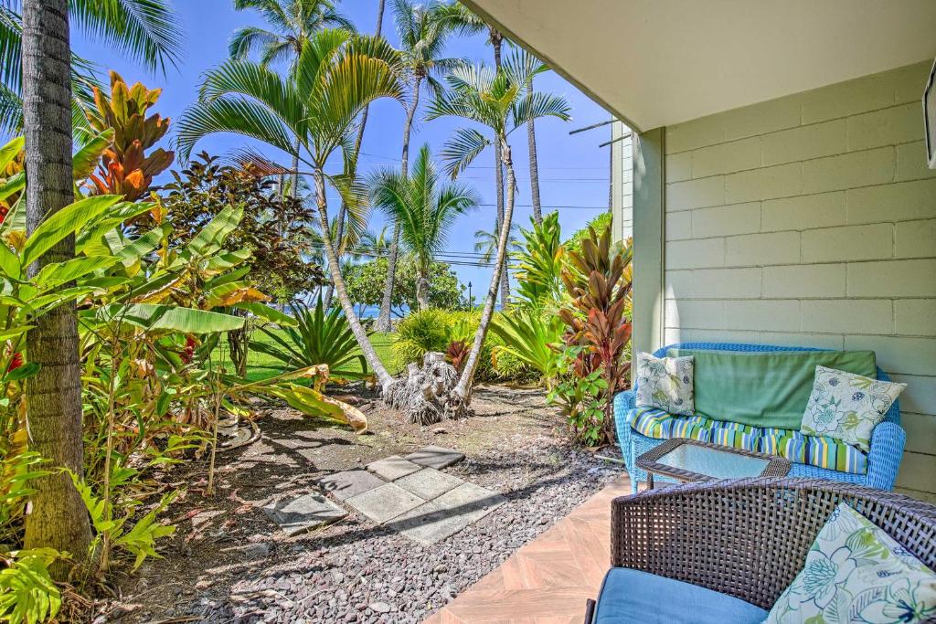 Oceanfront Kailua-Kona Islander Studio with Private Lanai - image 6