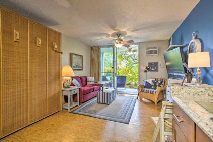 Tropical Studio w/ Shared Pool on Kailua Kona - image 16