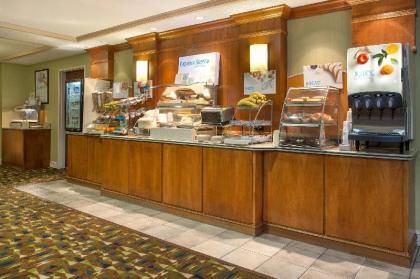 Holiday Inn Express Hotel & Suites Kalamazoo - image 15