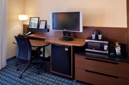 Fairfield Inn by Marriott Kalamazoo West - image 15