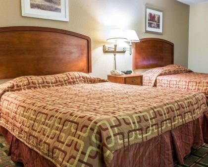 Econo Lodge Kalamazoo - image 2