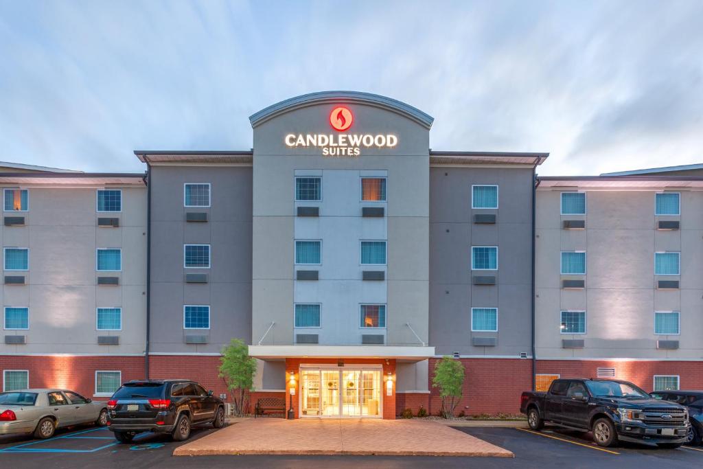 Candlewood Suites Kalamazoo an IHG Hotel - main image