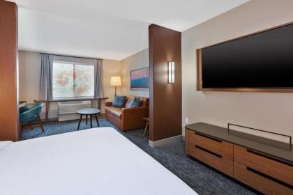 Fairfield Inn & Suites by Marriott Kalamazoo - image 10