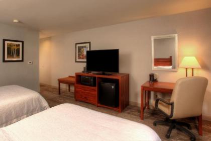 Hampton Inn Kalispell - image 12