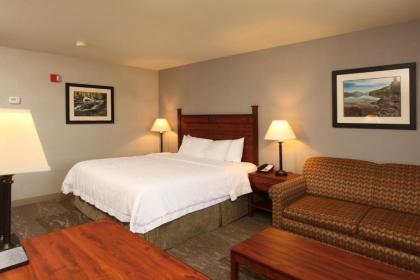 Hampton Inn Kalispell - image 9