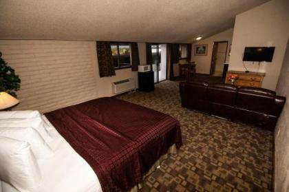 FairBridge Inn Suites & Outlaw Conference Center – Kalispell - image 10