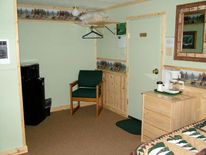 Glacier Haven Inn - image 11