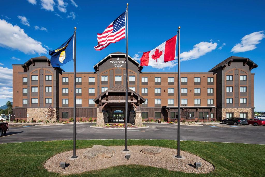 Country Inn & Suites by Radisson Kalispell MT - Glacier Lodge - main image