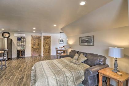 Updated Apt on 5 Pvt Acres 20 Mins to Glacier NP! - image 4