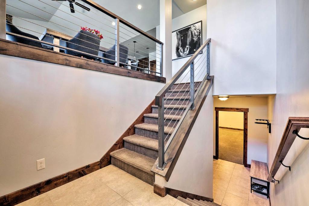 Trendy Townhome about 7Mi to Deer Valley and Park City - image 3