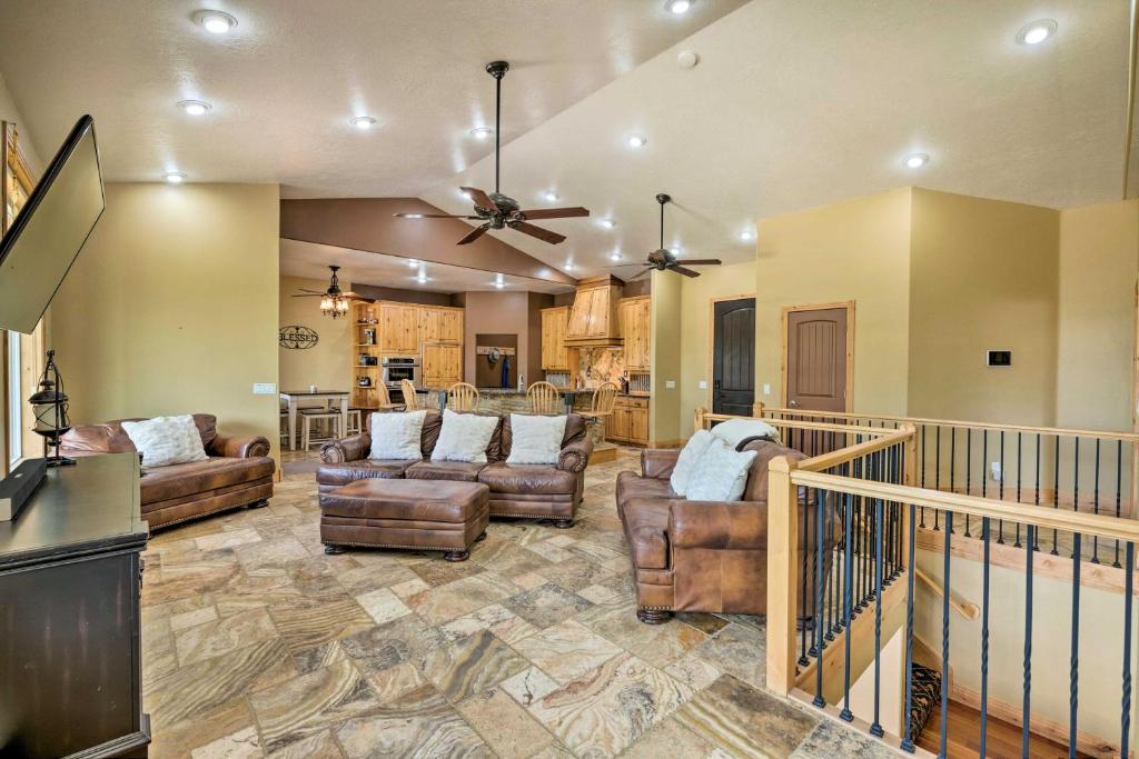 Bright Home with Fire Pit 22 Mi to Park City! - image 3