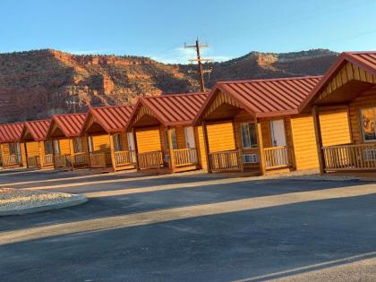 Red Canyon Cabins - image 5