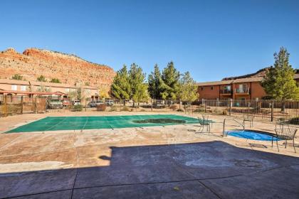 Quiet and Updated Kanab Townhome - Near Zion NP - image 5