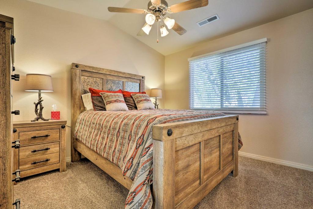 Quiet and Updated Kanab Townhome - Near Zion NP - image 7