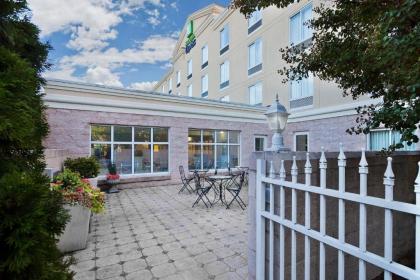 Holiday Inn Express Hotel & Suites - Concord an IHG Hotel - image 15