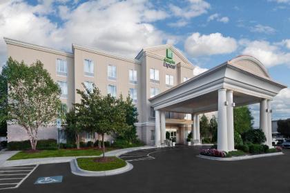 Holiday Inn Express Hotel & Suites - Concord an IHG Hotel - image 7