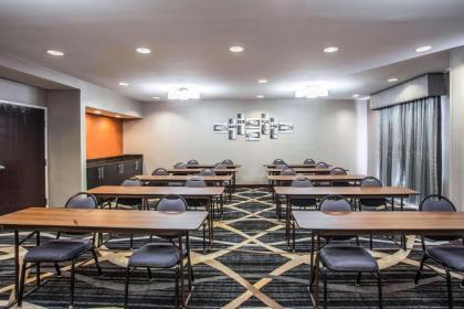 Comfort Inn & Suites Kannapolis - Concord - image 2