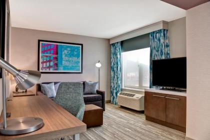 Hilton Garden Inn Kansas City/Kansas - image 12