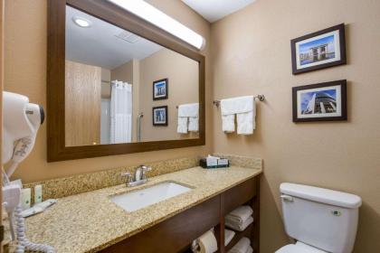 Quality Inn I-70 Near Kansas Speedway - image 9