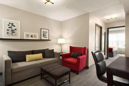 Country Inn & Suites by Radisson Kansas City at Village West KS - image 12