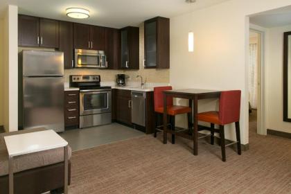 Residence Inn by Marriott Kansas City at The Legends - image 14