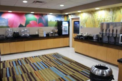 Fairfield Inn & Suites by Marriott Kansas City Liberty - image 5