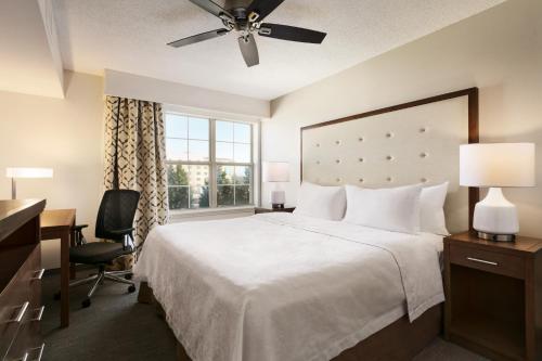 Homewood Suites by Hilton Kansas City Airport - image 5