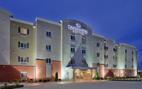 Candlewood Suites Kansas City Northeast an IHG Hotel - main image