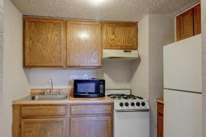 Vintage MW 1BR with Full Kitchen by Zencity - image 13