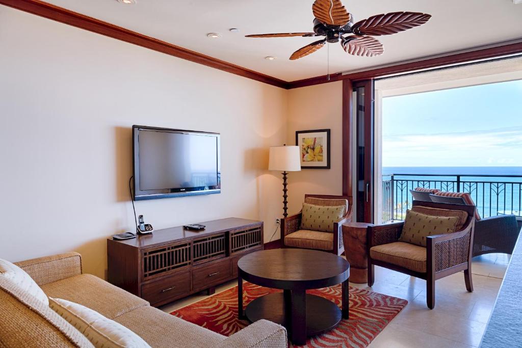 TOP Floor Penthouse with Panoramic View - Ocean Tower at Ko Olina Beach Villas Resort - image 3