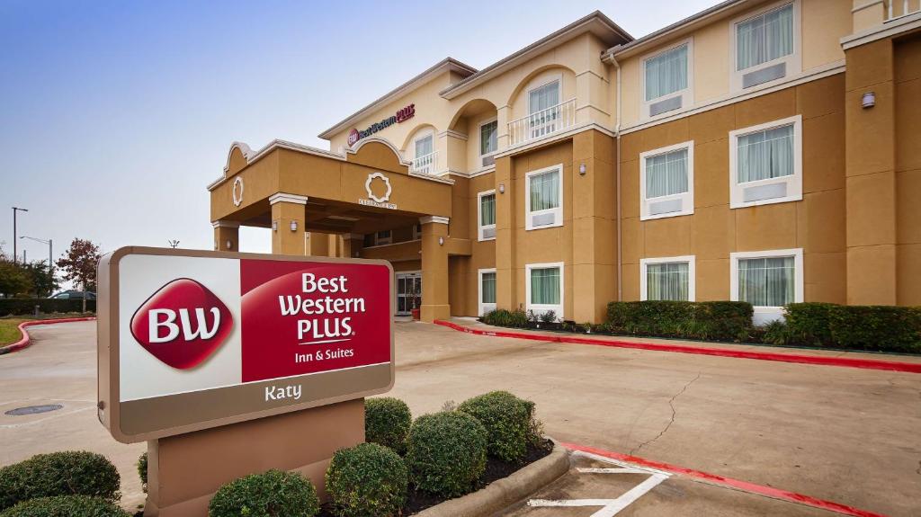 Best Western Plus Katy Inn and Suites - image 4