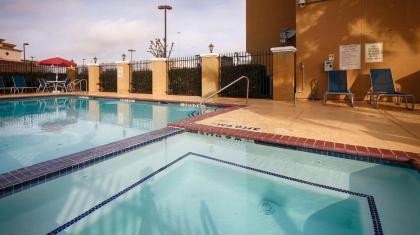 Best Western Plus Katy Inn and Suites - image 9