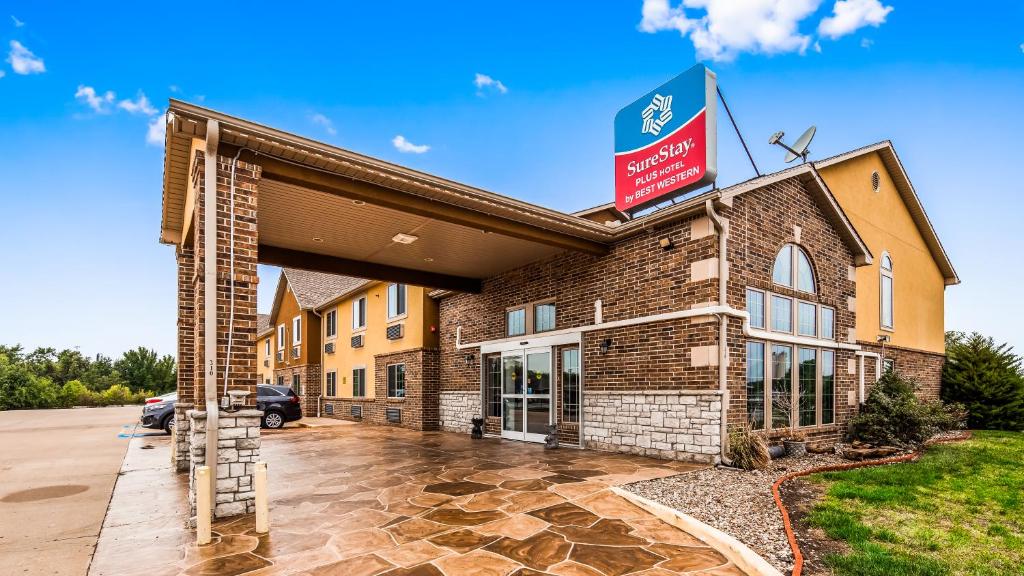 SureStay Plus Hotel by Best Western Kearney - image 5