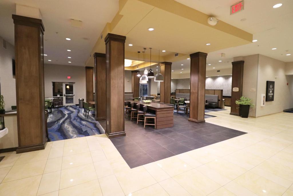 Fairfield Inn & Suites by Marriott Kearney - image 7