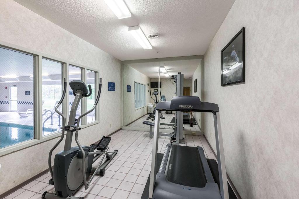 Quality Inn Kearney - image 6