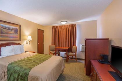 Rodeway Inn & Suites Kearney - image 14