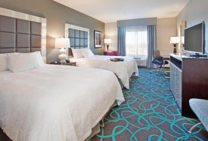 Hampton Inn Kearney - image 13