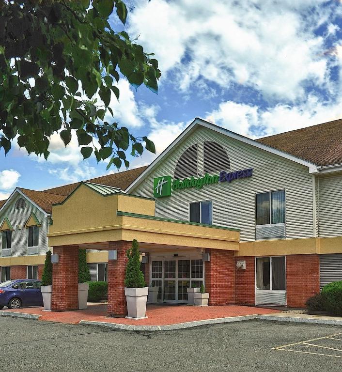 Holiday Inn Express Keene an IHG Hotel - main image