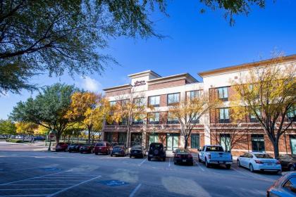 Hampton Inn & Suites Keller Town Center