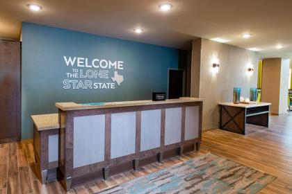 Hampton Inn & Suites Keller Town Center - image 11