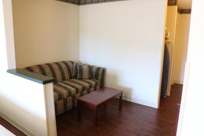 GuestHouse Inn & Suites Kelso/Longview - image 3