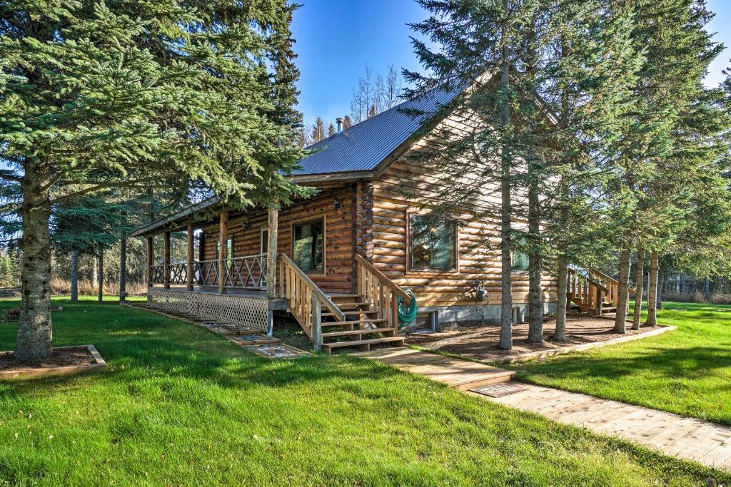 Cabin on Kenai Peninsula Family and Group Friendly! - main image