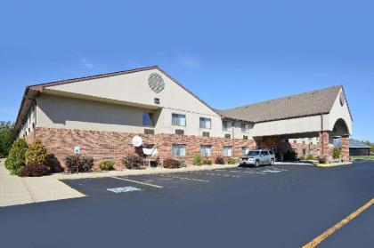 Best Western Kendallville Inn - image 12