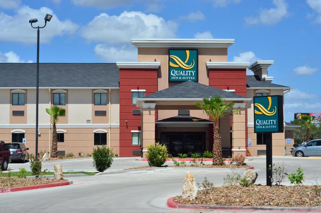 Quality Inn & Suites Kenedy - Karnes City - main image