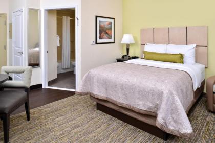 Candlewood Suites Kenedy an IHG Hotel - image 6