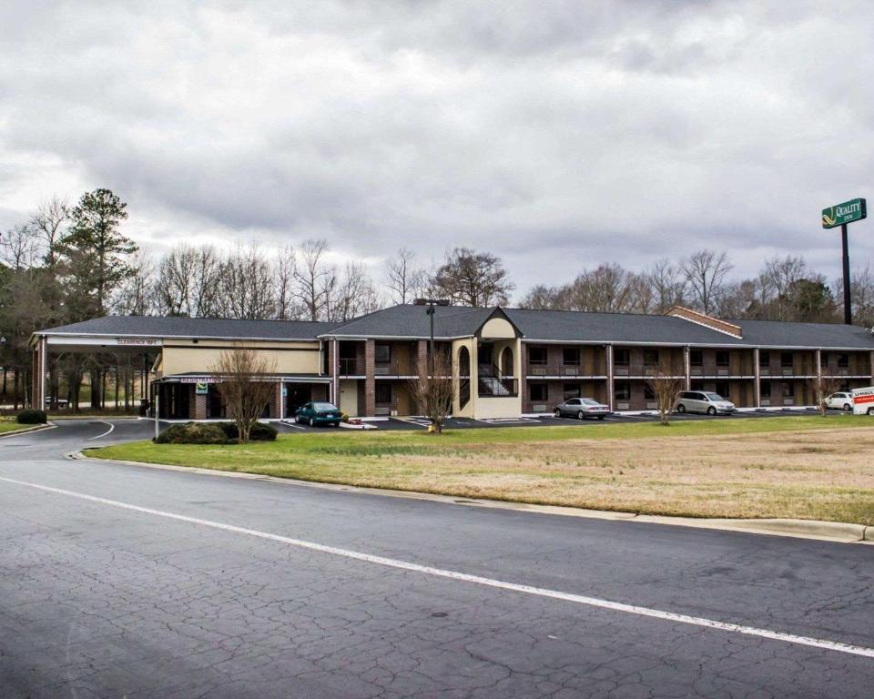 Quality Inn Kenly I-95 - main image