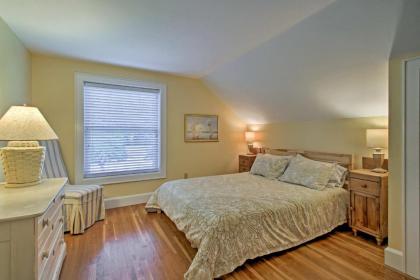 Lovely Kennebunk Guesthouse - 2 Mi to Dock Square! - image 13