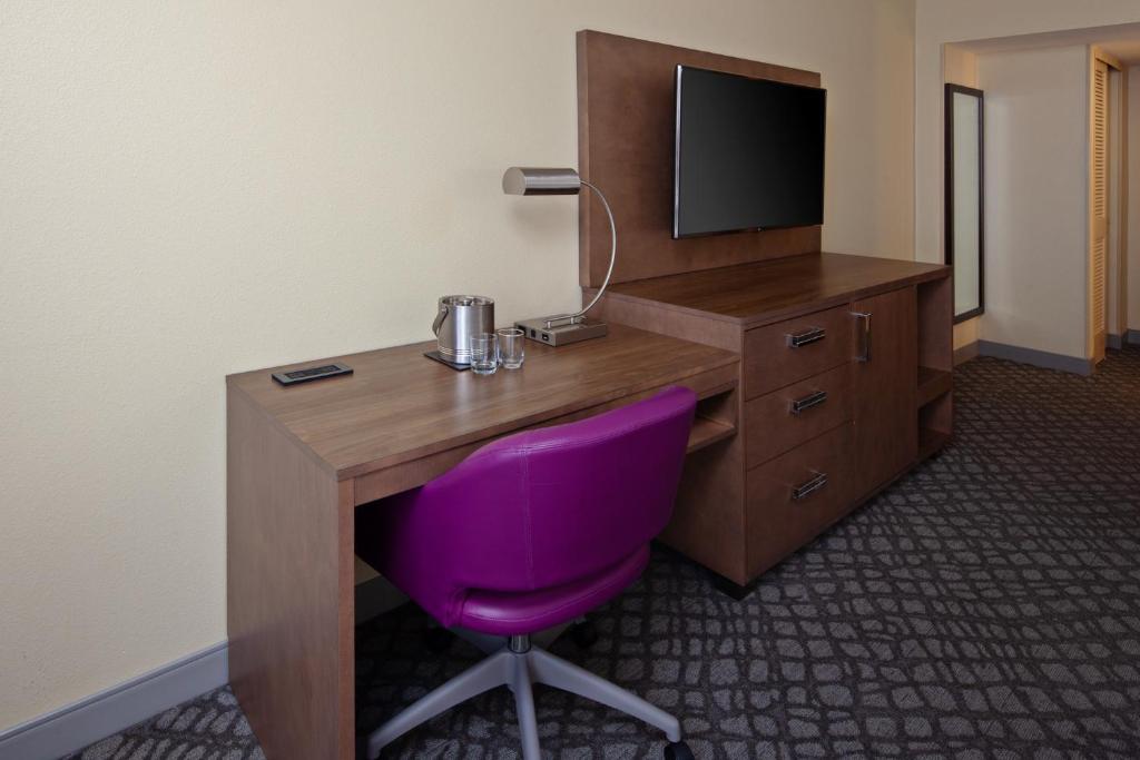 DoubleTree by Hilton New Orleans Airport - image 4