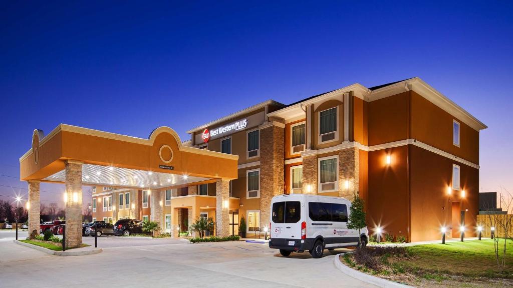 Best Western Plus New Orleans Airport Hotel - image 7